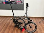 Brompton P Line Storm Grey Mittlerer Lenker mit Rack