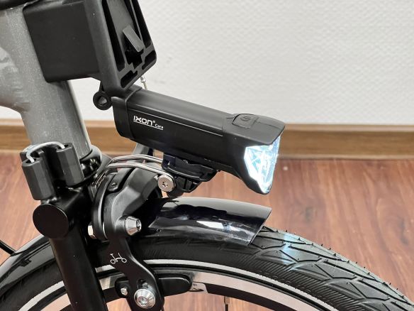 B&M  Batterielicht Set für Brompton Montage über Vorderrad