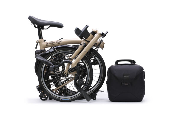 Brompton New Electric C Line (ab 13,8 kg) Dune Sand M-Lenker Brompton New Electric C Line (ab 13,8 kg) Dune Sand M-Lenker