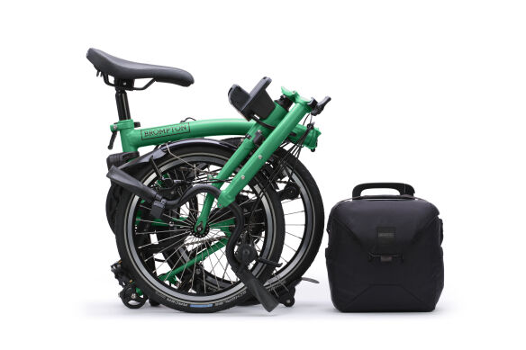 Brompton New Electric C Line (ab 13,8 kg) Palm Green M-Lenker Brompton New Electric C Line (ab 13,8 kg) Palm Green M-Lenker