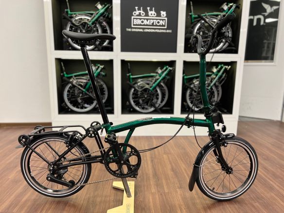 Brompton P Line 4-Gang Emerald Green Lacquer Mittlerer Lenker Brompton P Line 4-Gang Emerald Green Lacquer Mittlerer Lenker