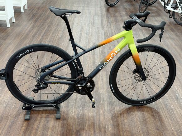 Dahon Velodon D4/C8 Di2 Carbon Shimano 105 Rahmen M/L Unikat (8,5kg)