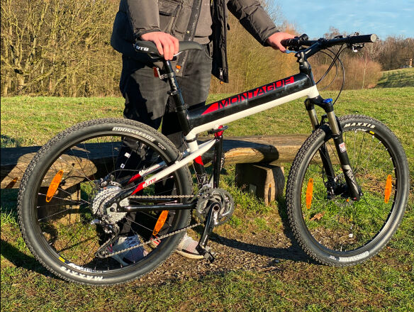 Montague Paratrooper Elite Falt Mountainbike RH 45 cm 160-178 cm Montague Paratrooper Elite Falt Mountainbike RH 45 cm 160-178 cm