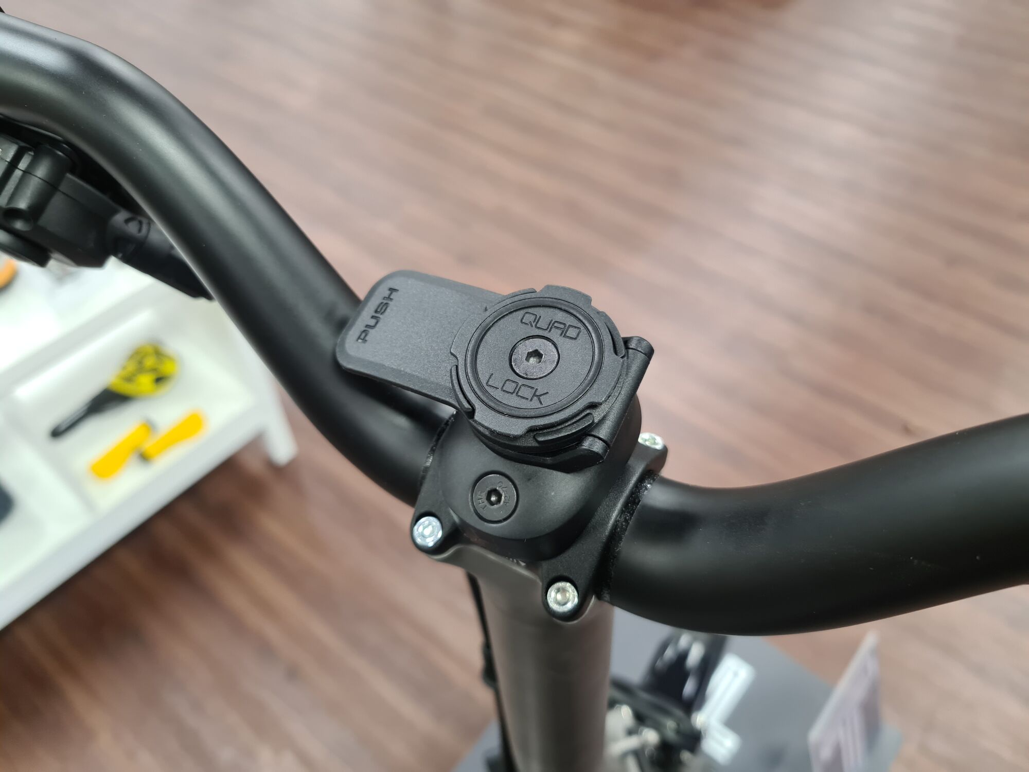 Brompton Quadlock Smartphone Handy Halterung für T-Line