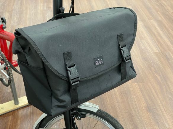 Brompton Metro Messenger Bag Medium