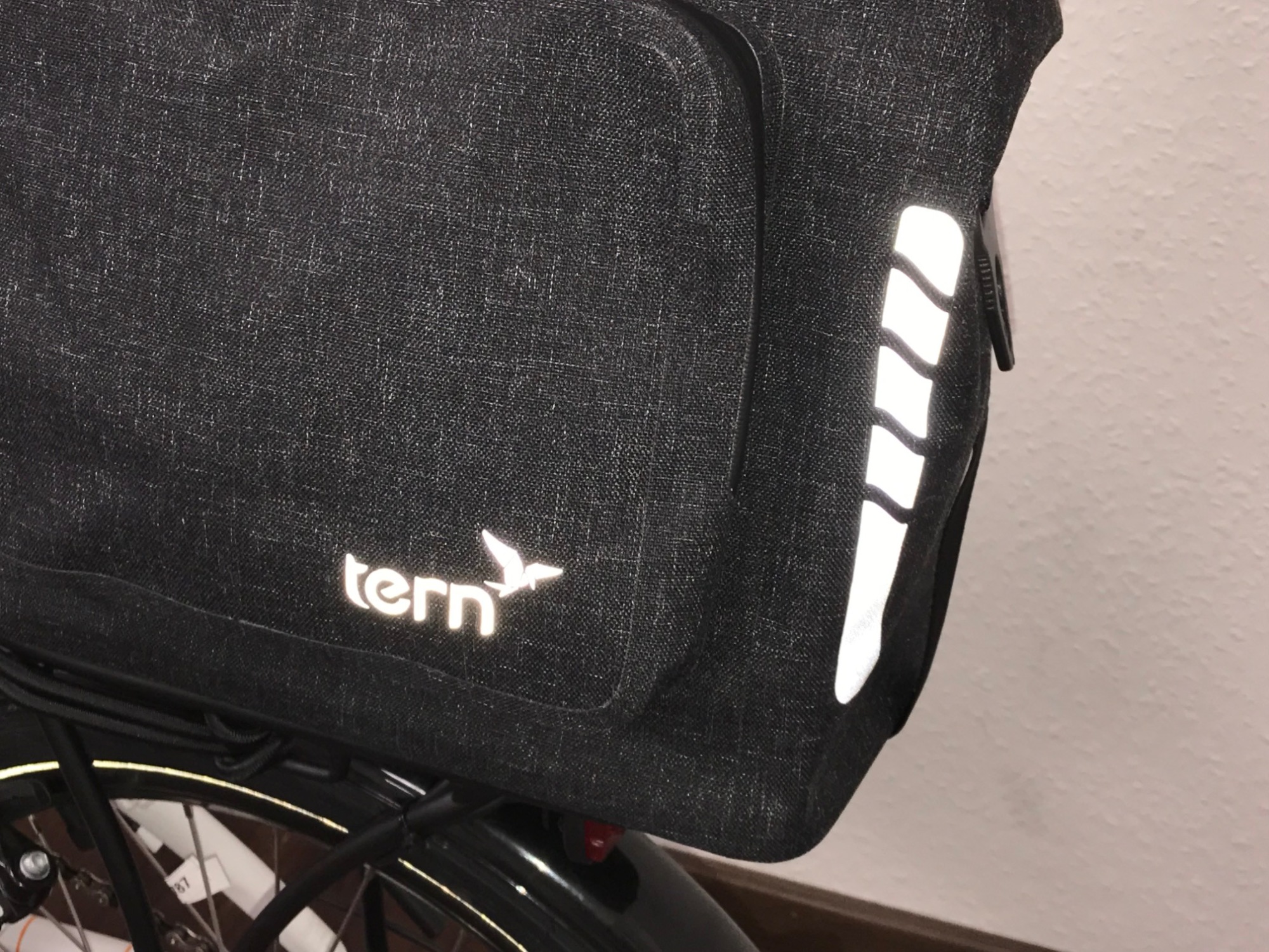 Tern Dry Goods Bag Tweed Black > FaltradXXS.de