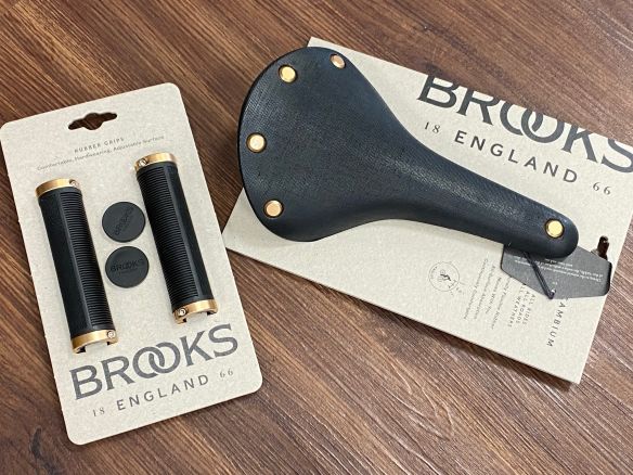 Brooks Cambium C17 Sattel+Griffe Farbe:Spezial Schwarz/Copper(Kupfer) Brooks Cambium C17 Sattel+Griffe Farbe:Spezial Schwarz/Copper(Kupfer)