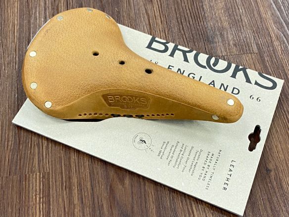 Brooks B17 Softened Aged Leder Sattel Dark Tan