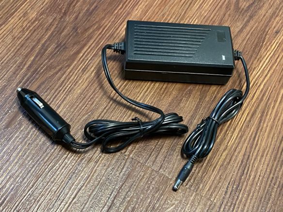 Vello Ladegerät 12 Volt ( Auto-Ladung)