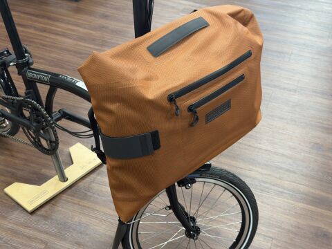 Brompton Waterproof Backpack Tasche 22 Liter Kupfer