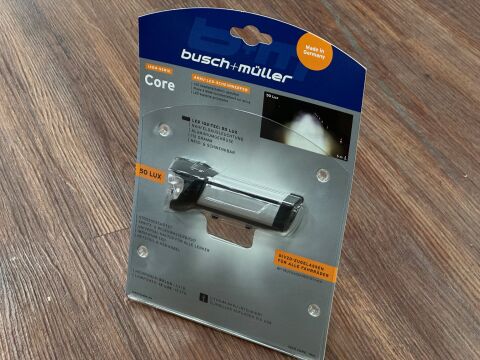 B&M  Ixon Core 50 Lux Frontscheinwerfer Restposten