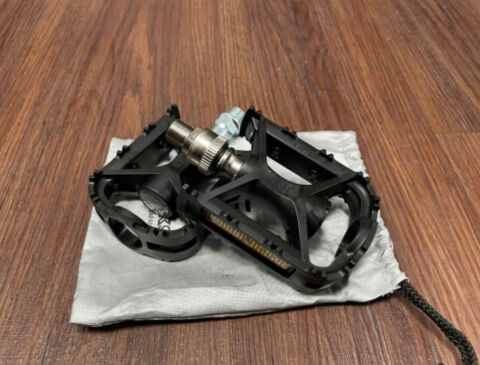 MKS UX-D Ezy Kunststoff Pedalset