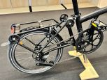 Brompton Electric P Line Storm Grey Mittlerer Lenker mit Gepäckträger