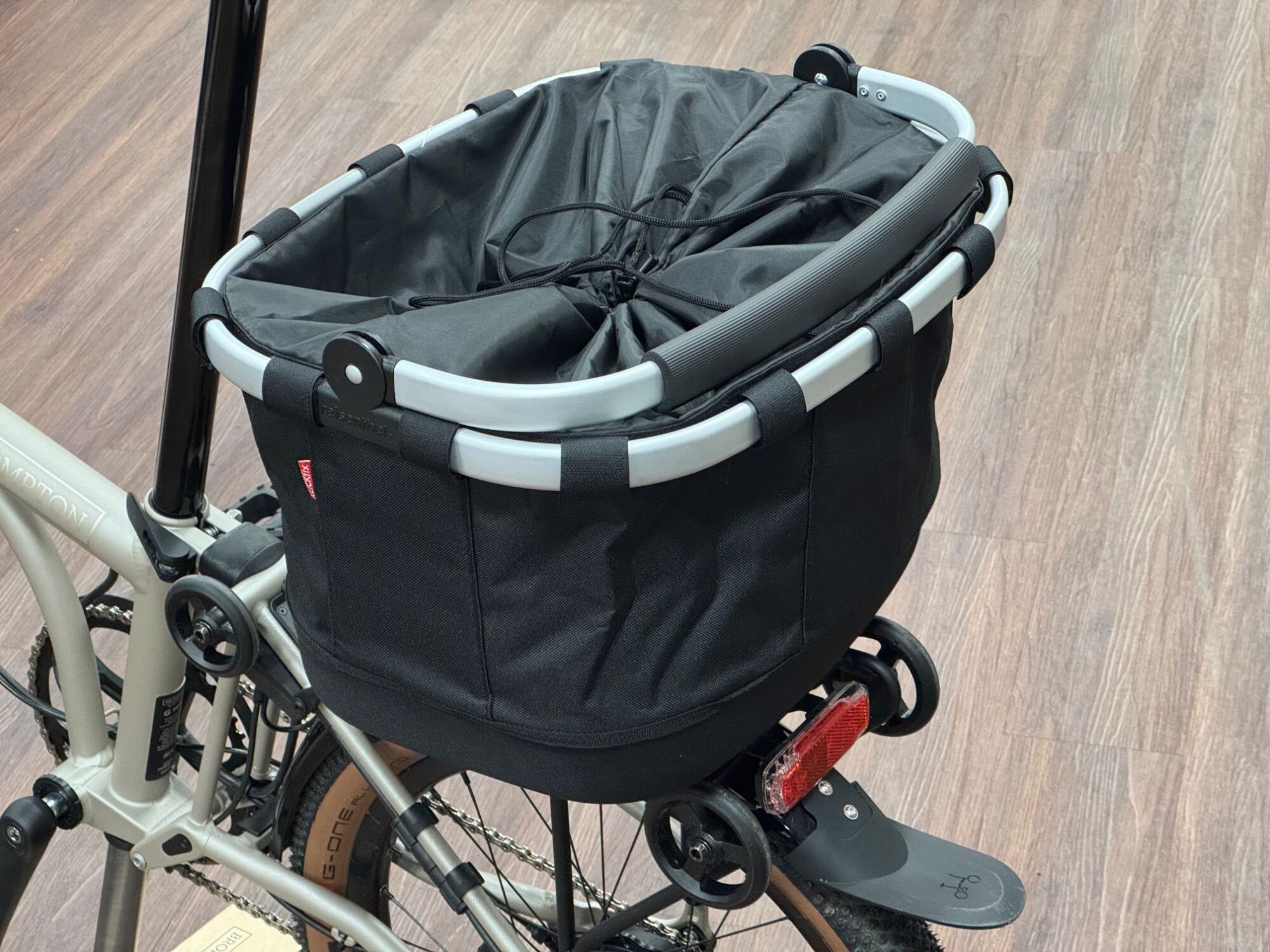 Reisenthel Einkaufskorb mit Uniklip fr Brompton Gepcktrger C Line, P  Line & G Line > FaltradXXS.de