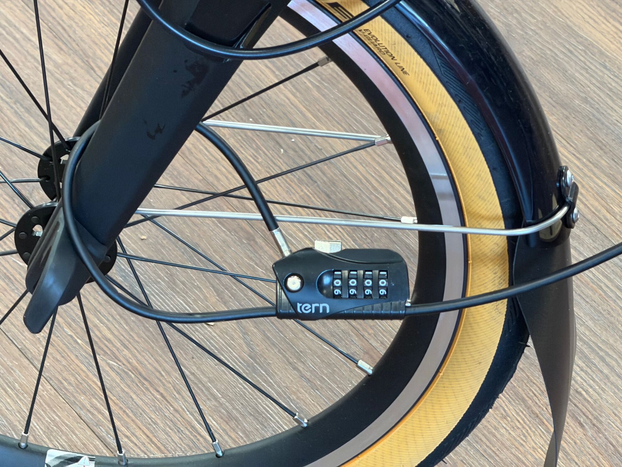 Tern Lid Lock Kabel Schlo ca 150 cm Fahrradsattel und Sattelsttze  Sicherung > FaltradXXS.de