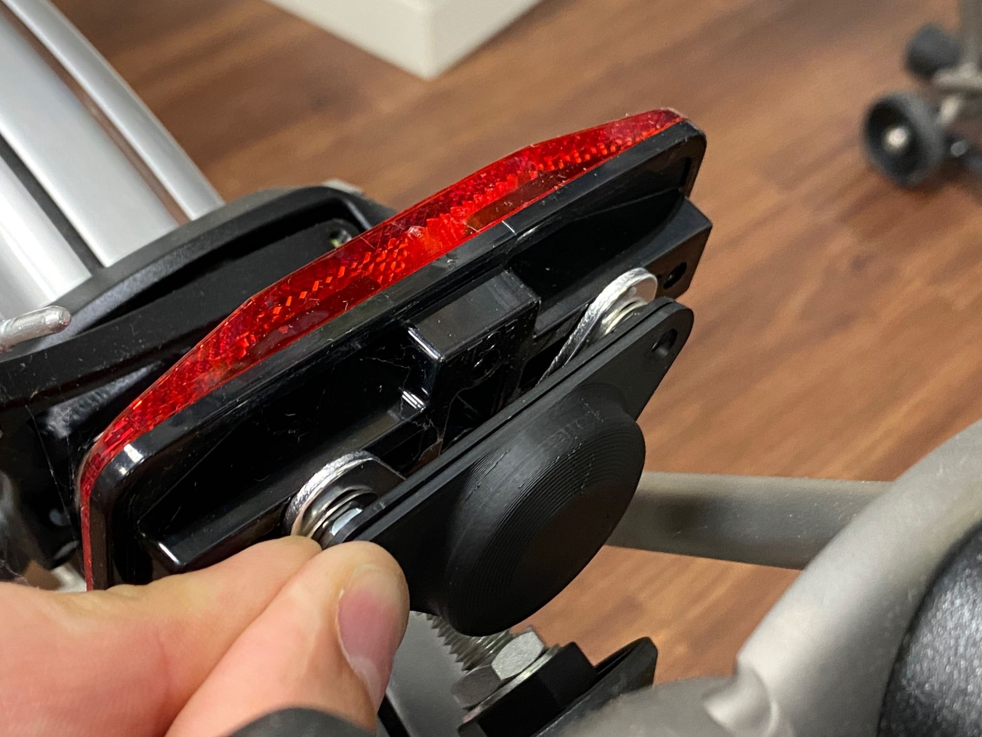 Nevoluxer AirTag Halterung Für Fahrrad - Versteckte Sattel-Montage